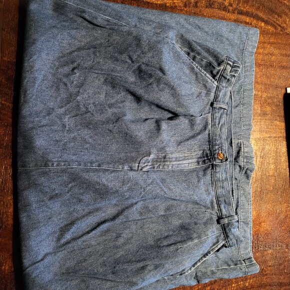 Maxi Vintage blue jean skirt with pockets and belt loops - Picture 4 of 5